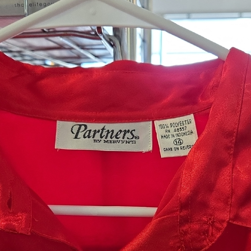 Red Button-Up Blouse - Picture 3 of 3